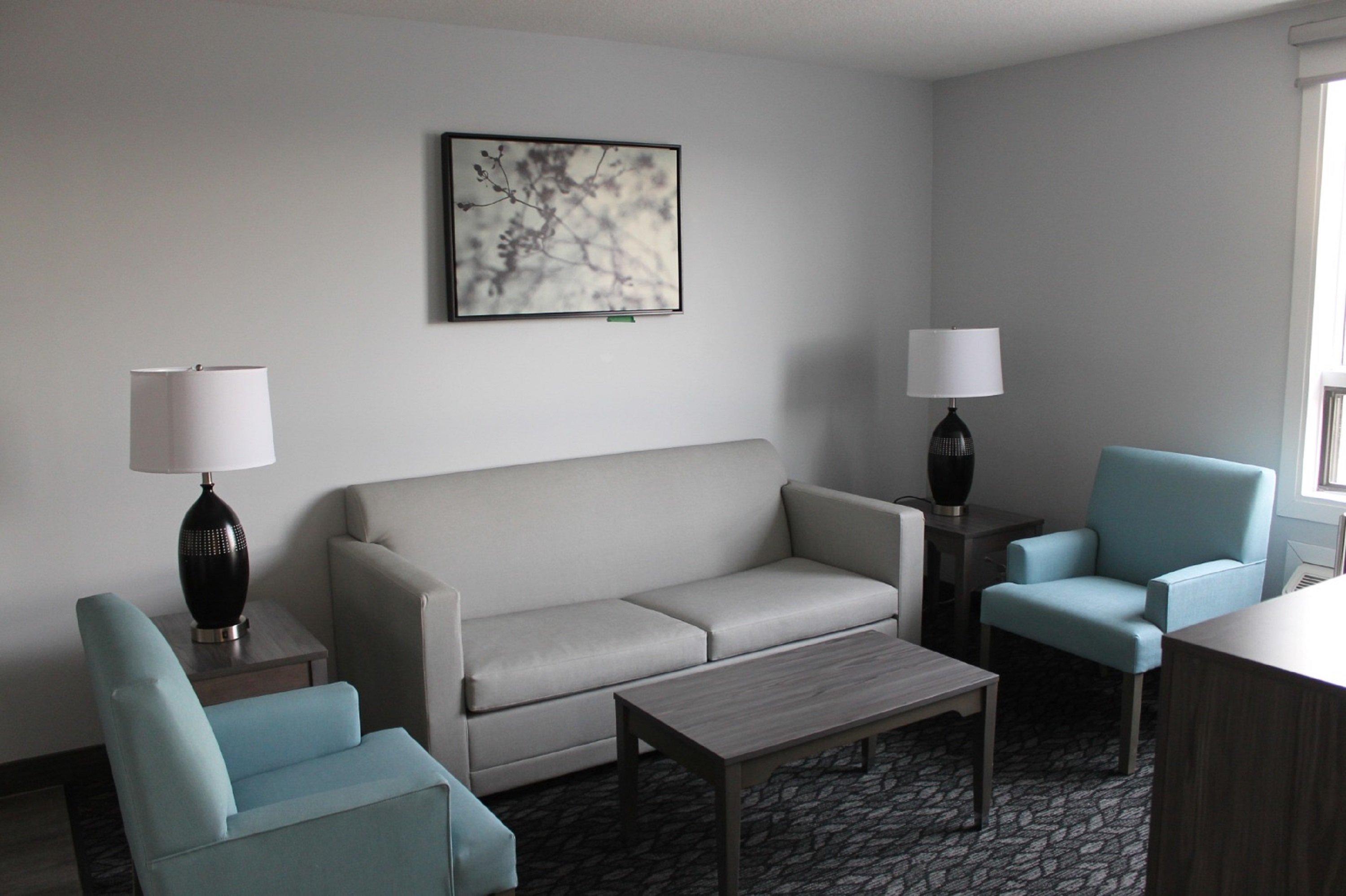 Emerald Hotel & Suites Calgary Airport Екстериор снимка